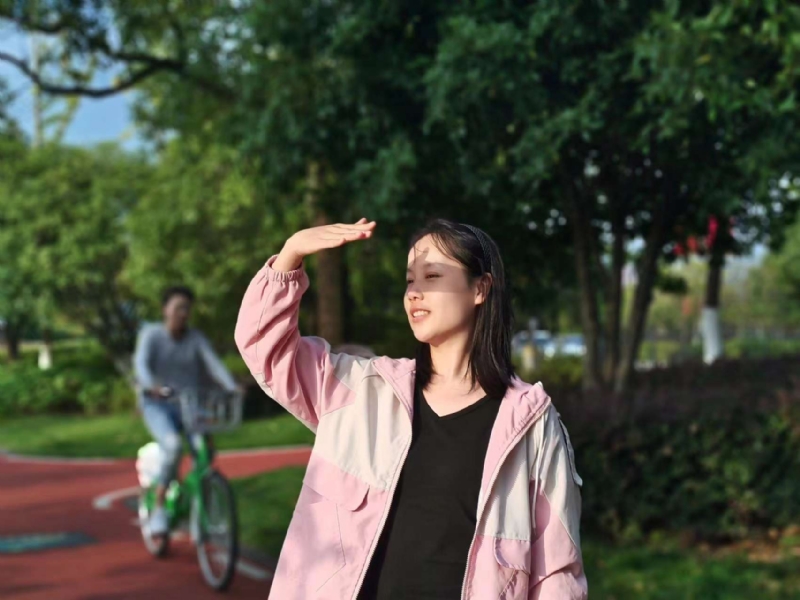 达拉崩吧的第一张照片--平潭相亲服务中心