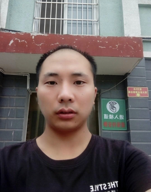 亮亮的第一张照片--平潭相亲服务中心