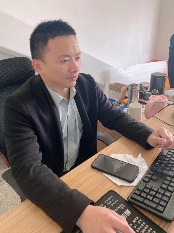 落叶知秋的第一张照片--平潭相亲服务中心