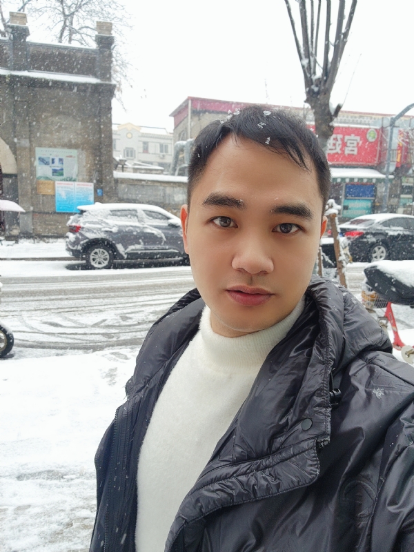 寻找合适伴侣的第一张照片--平潭相亲服务中心