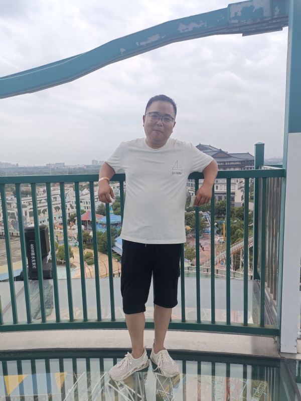 飞哥的第一张照片--平潭相亲服务中心
