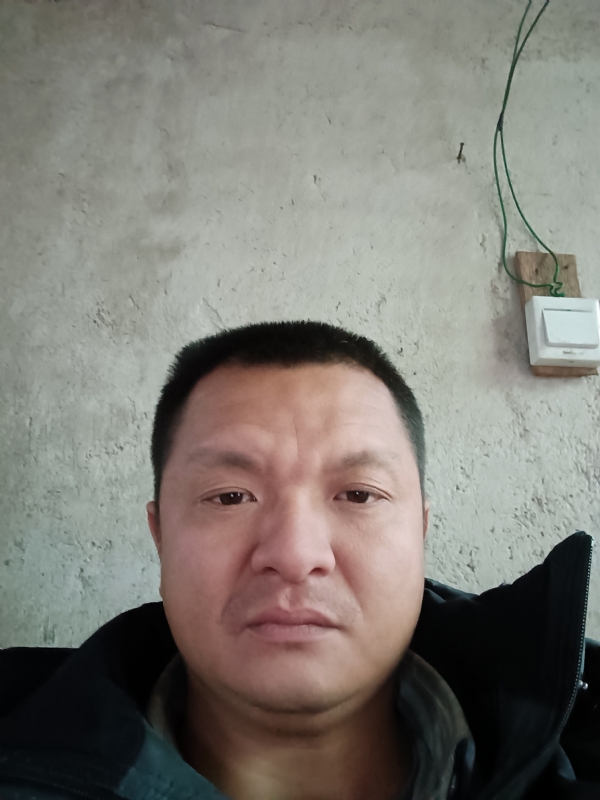 兰成龙的第四张照片--平潭相亲服务中心