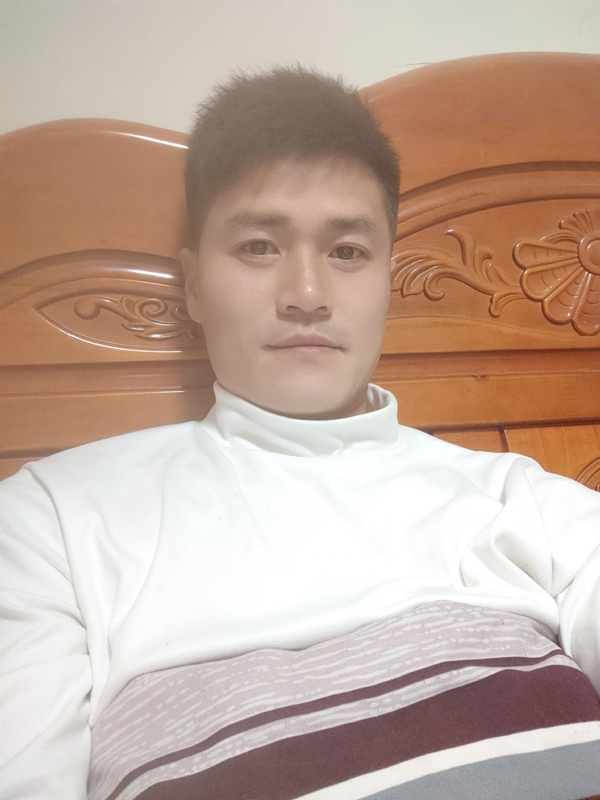 网球罗的第四张照片--平潭相亲服务中心
