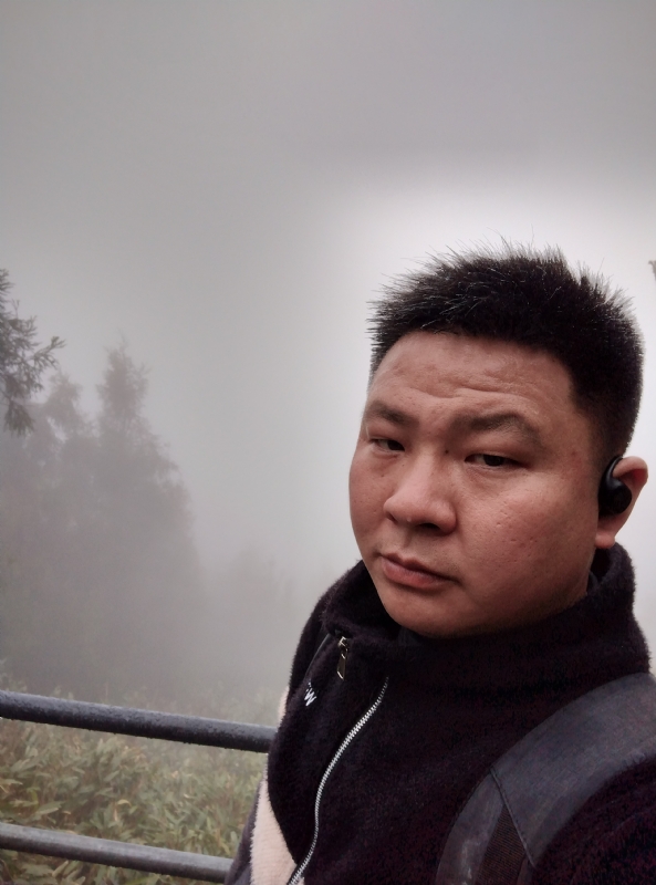 何何何的第一张照片--平潭相亲服务中心