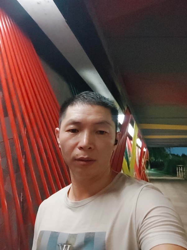 夜猫的第一张照片--平潭相亲服务中心