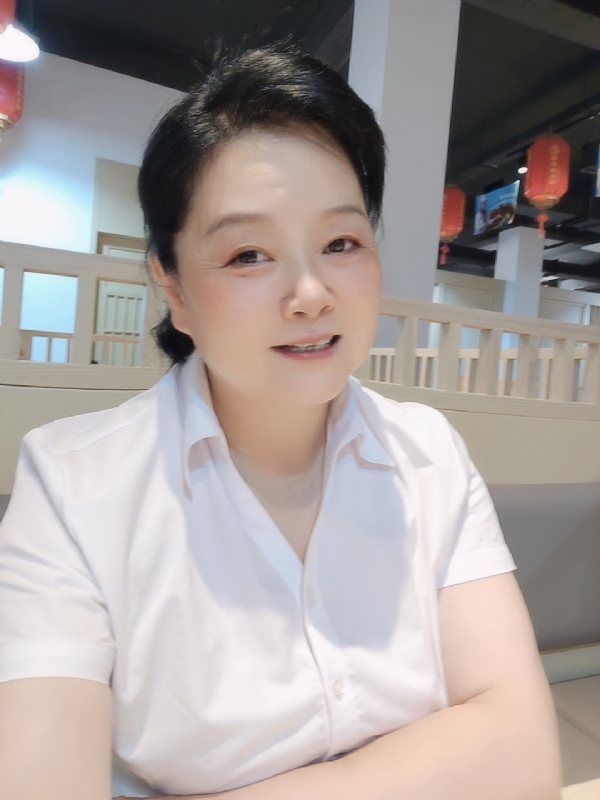 丁姐爱生活的第一张照片--平潭相亲服务中心