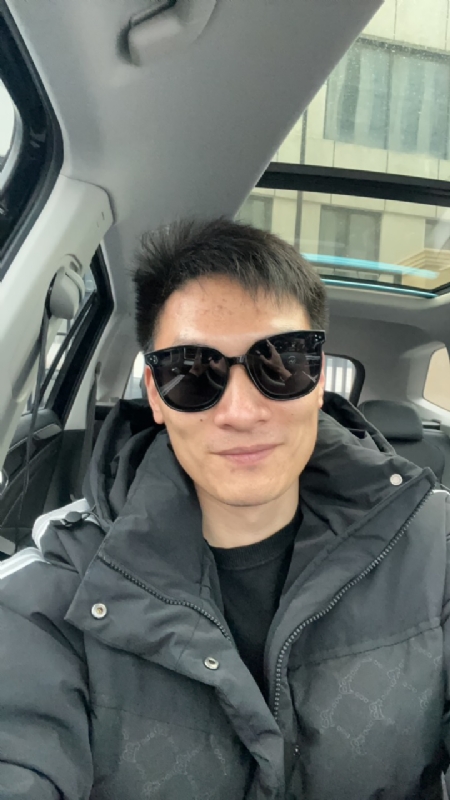 男孩的第一张照片--平潭相亲服务中心
