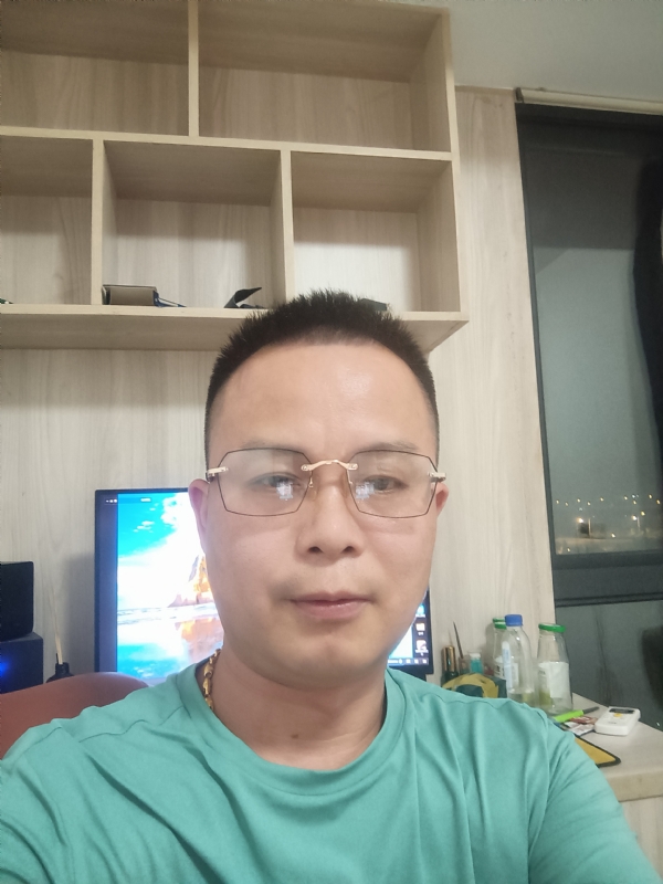 逍遥霸道的第一张照片--平潭相亲服务中心