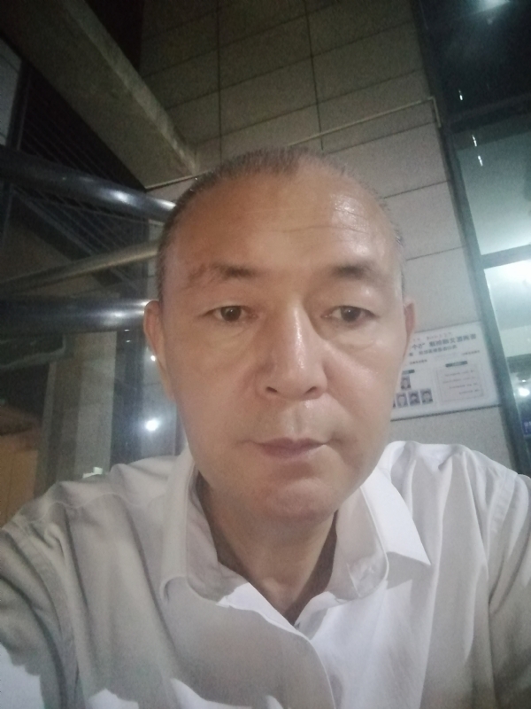 老李的第一张照片--平潭相亲服务中心