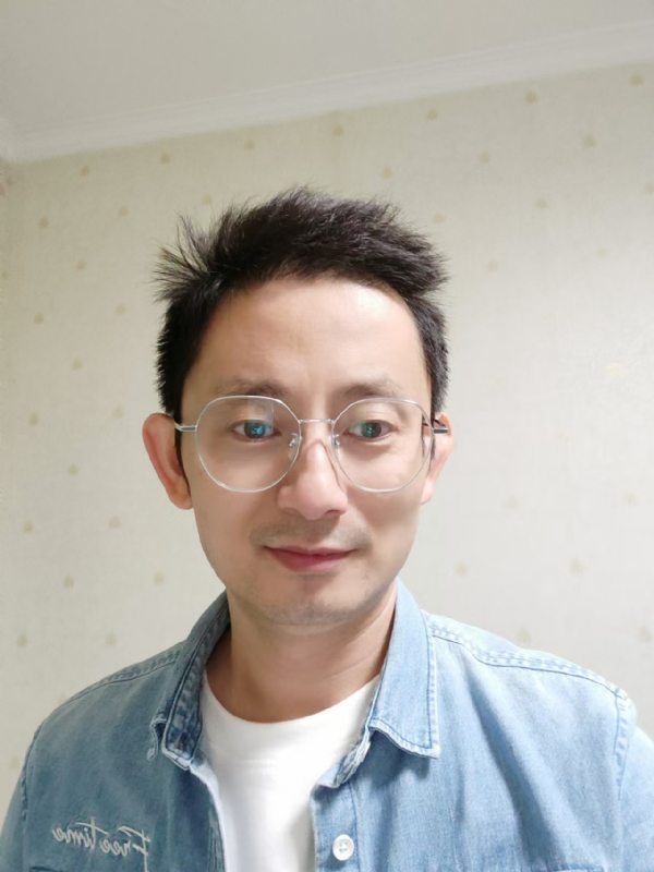 飘逸的第二张照片--平潭相亲服务中心