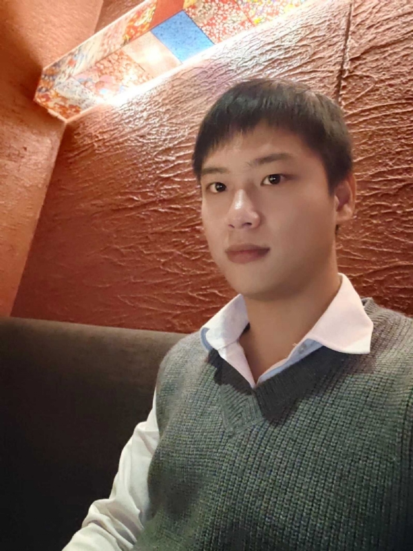 匿藏其名的第一张照片--平潭相亲服务中心