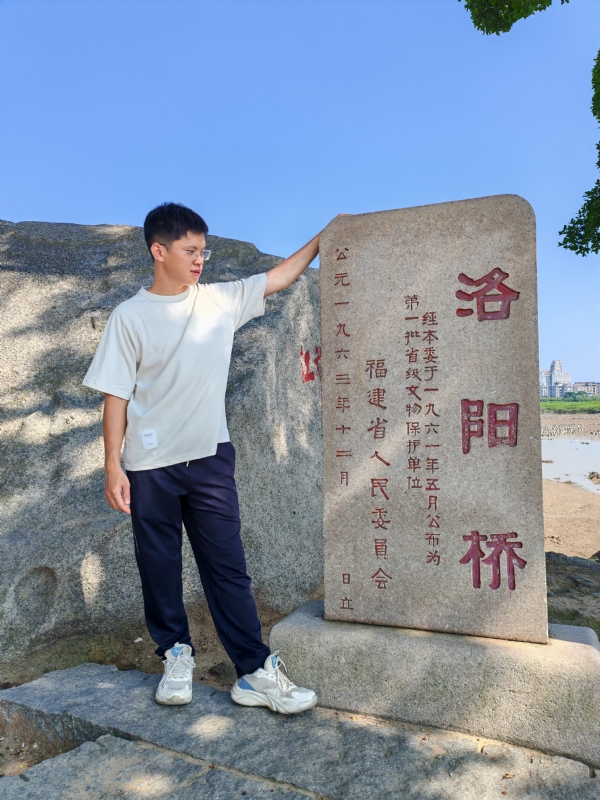 风尘的第三张照片--平潭相亲服务中心