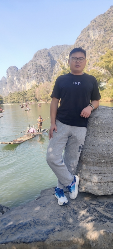 受过伤的狼的第三张照片--平潭相亲服务中心