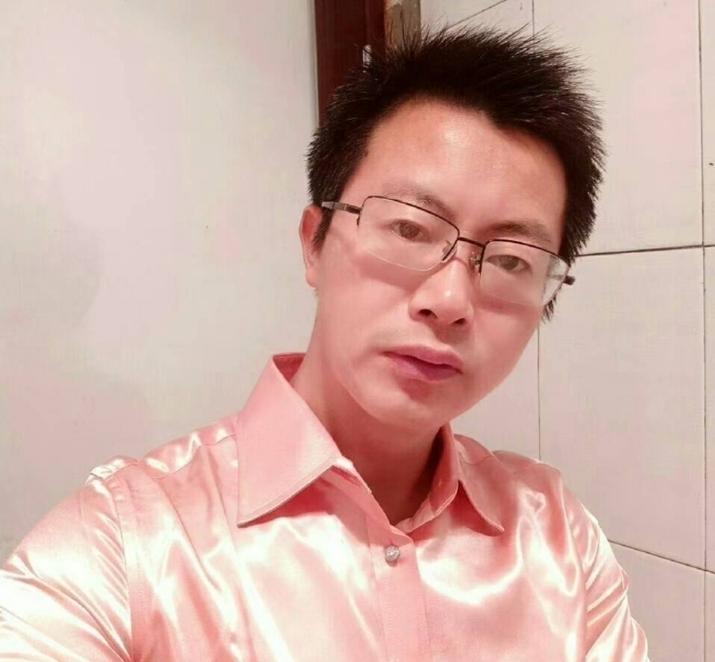 亮亮的第一张照片--平潭相亲服务中心