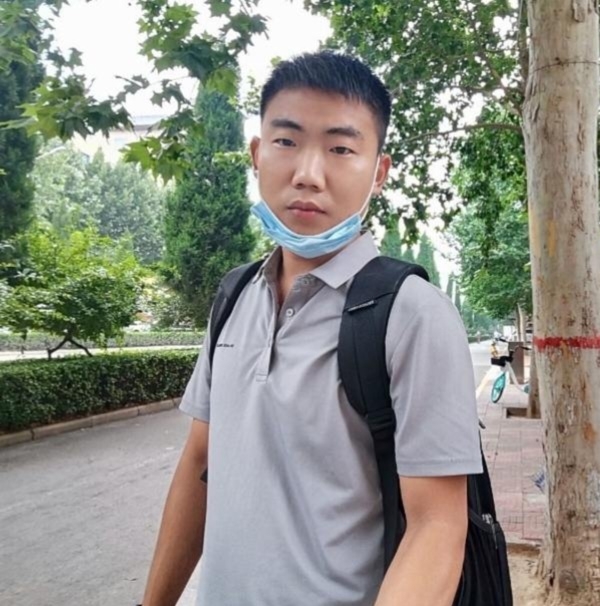 90年男征婚的第一张照片--平潭相亲服务中心