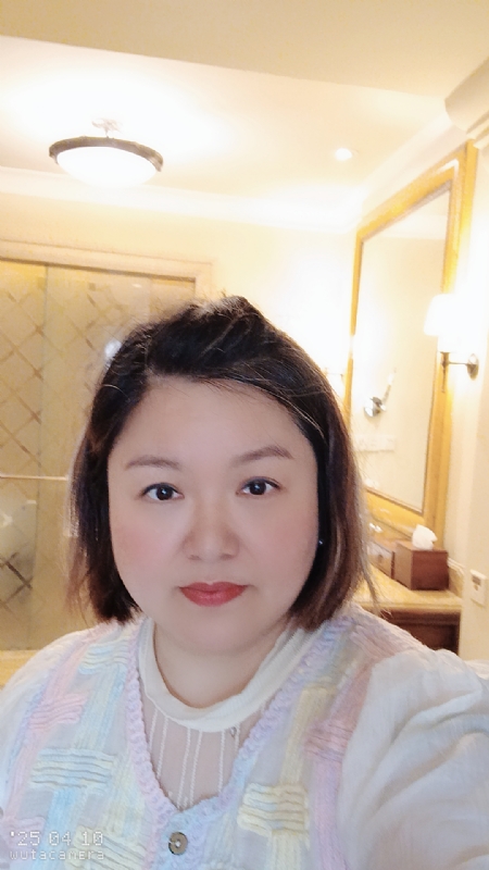 衎静玲瓏的第一张照片--平潭相亲服务中心