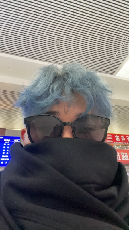 平行线的第一张照片--平潭相亲服务中心