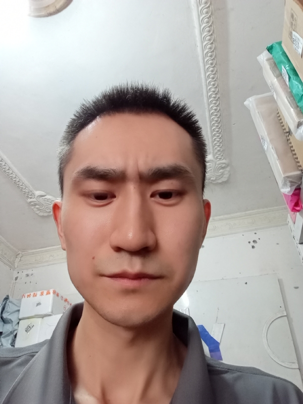 西门吹雪的第二张照片--平潭相亲服务中心