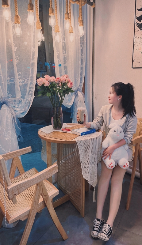 丫头的第五张照片--平潭相亲服务中心