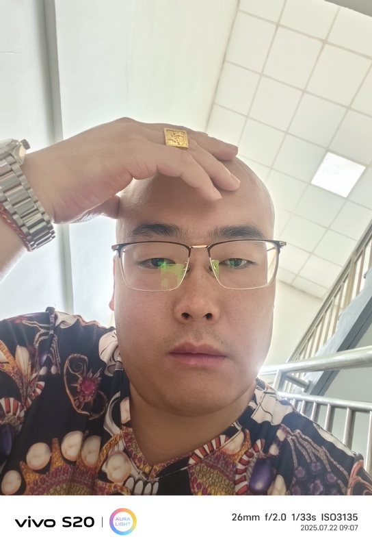 一生诺言的第五张照片--平潭相亲服务中心