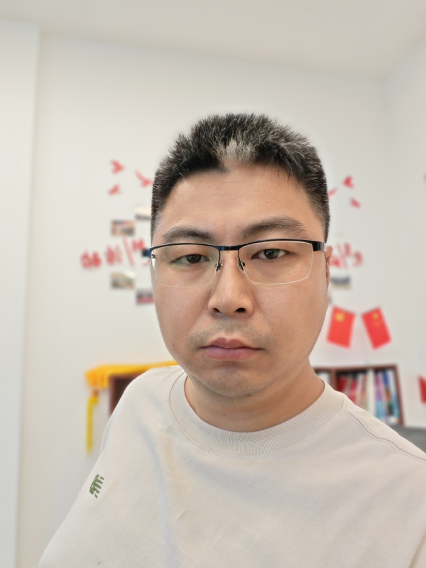 苦海寻舟的第一张照片--平潭相亲服务中心