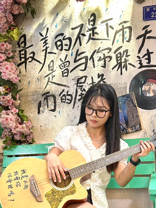 魔仙的第一张照片--平潭相亲服务中心
