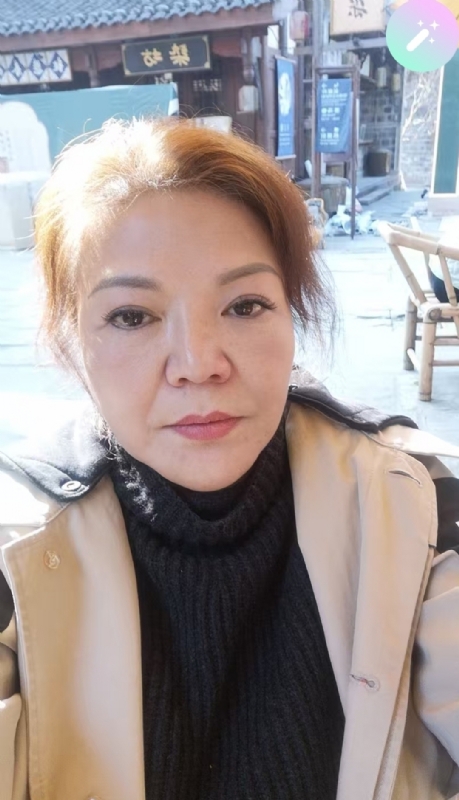 宛霞的第二张照片--平潭相亲服务中心