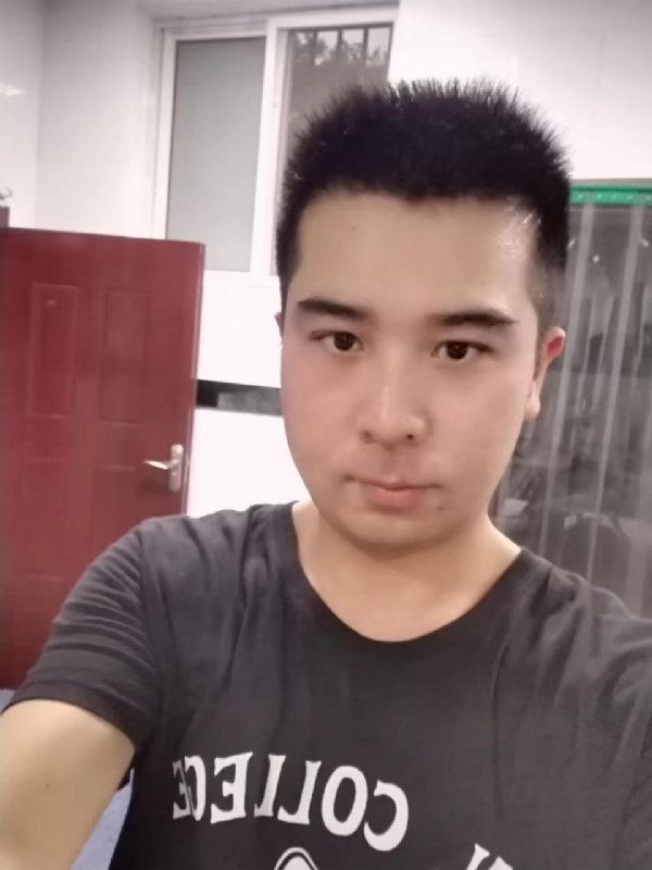 89WANG的第一张照片--平潭相亲服务中心