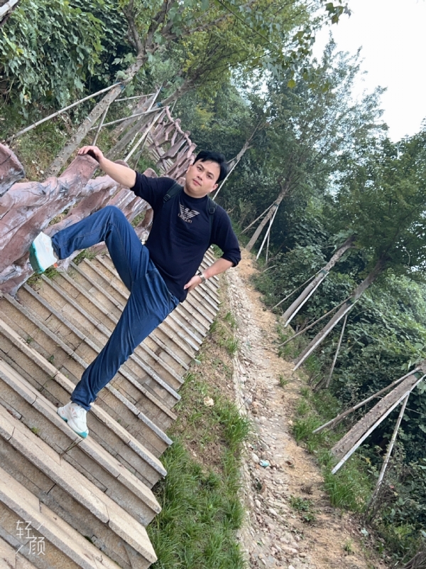 择一人白头偕老的第二张照片--平潭相亲服务中心