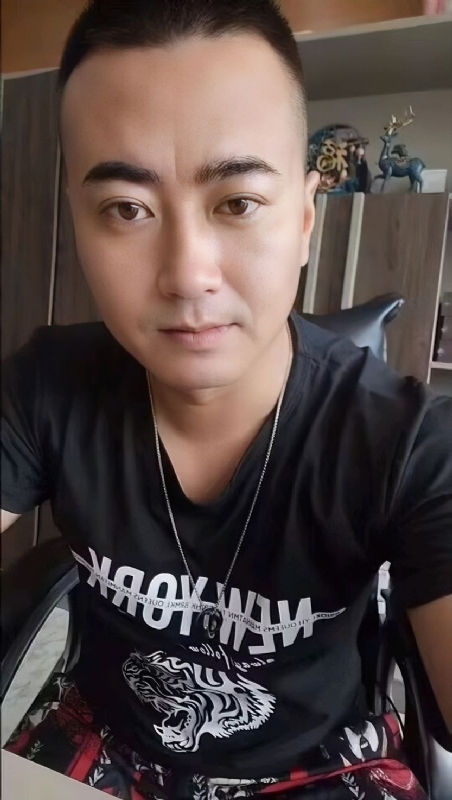 Luck耀的第一张照片--平潭相亲服务中心