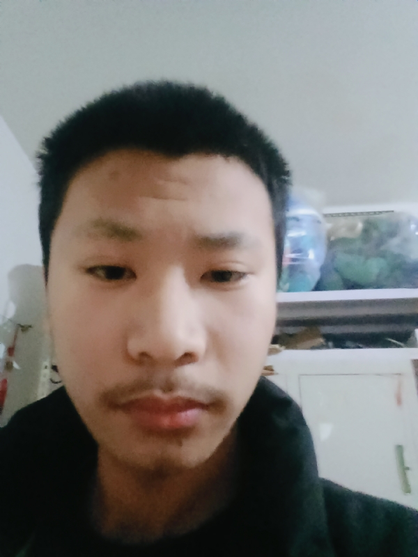 g未成年的第一张照片--平潭相亲服务中心