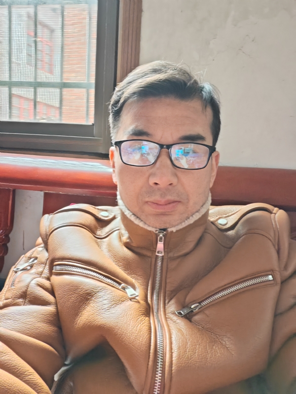 弹簧的第一张照片--平潭相亲服务中心