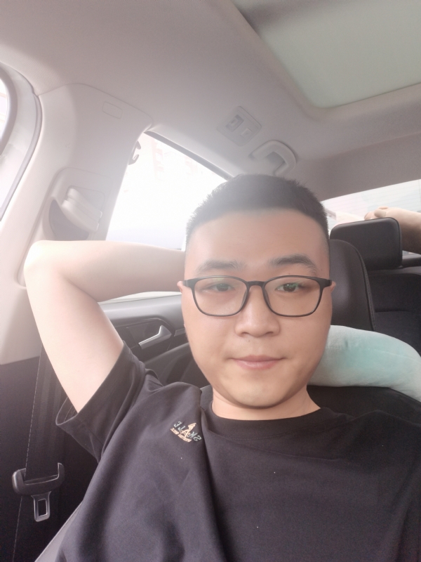 JingY的第一张照片--平潭相亲服务中心