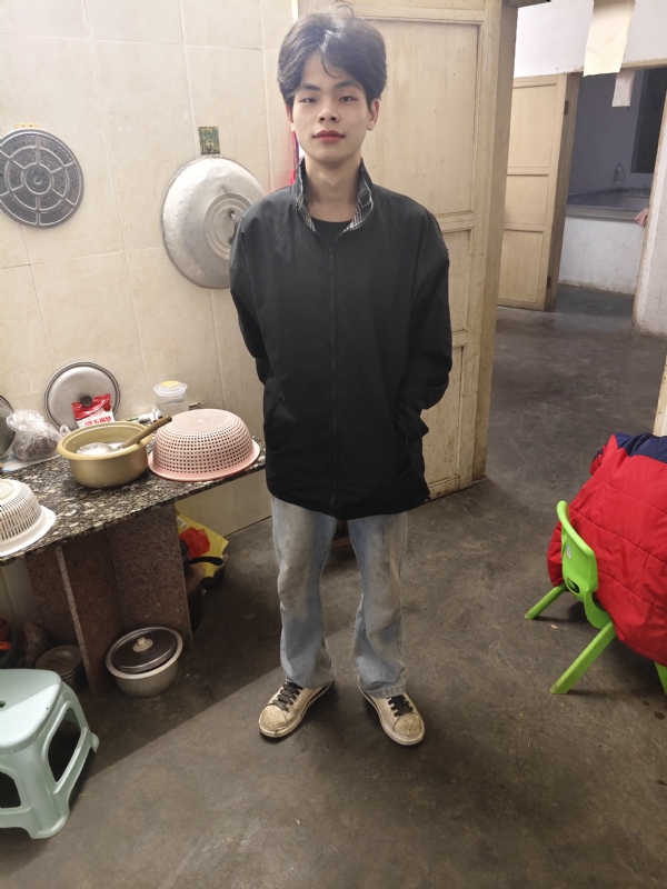 铭泽的第一张照片--平潭相亲服务中心