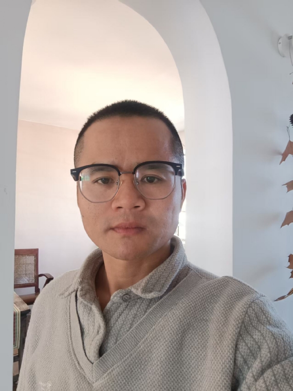 戴戴的第一张照片--平潭相亲服务中心