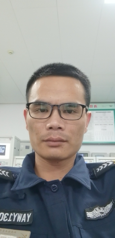 一直都在的第二张照片--平潭相亲服务中心