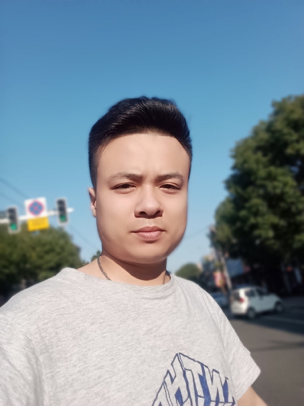 简简单单的第一张照片--平潭相亲服务中心