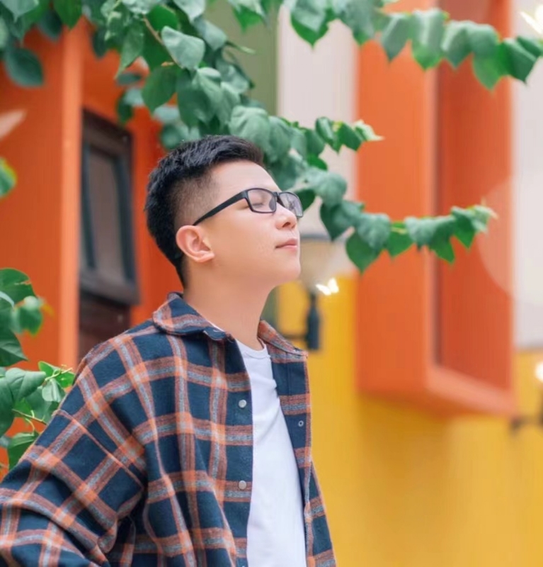 版本之子的第一张照片--平潭相亲服务中心