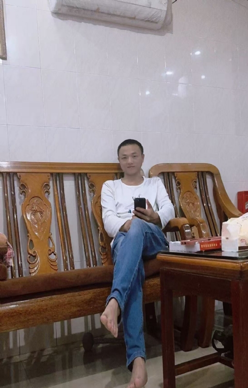 知年的第三张照片--平潭相亲服务中心